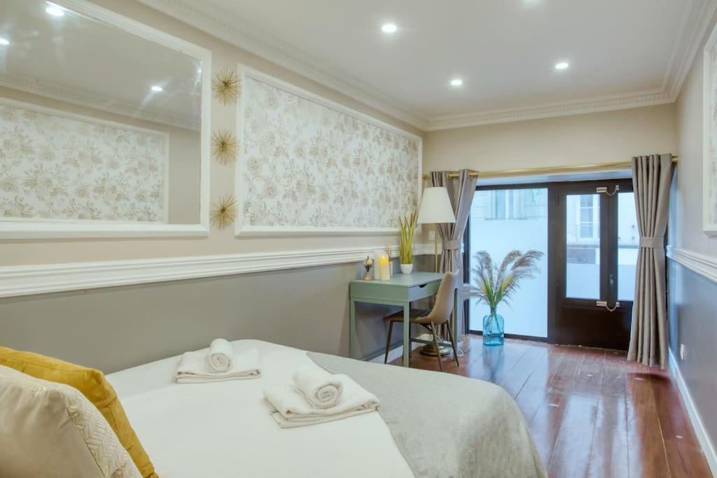 Le Nid Parisien Triplex Cosy Et Chaleureuxアパートメント エクステリア 写真