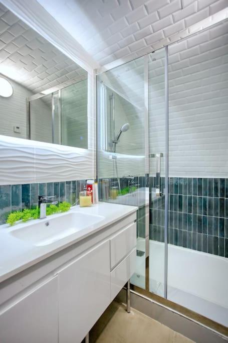 Le Nid Parisien Triplex Cosy Et Chaleureuxアパートメント エクステリア 写真