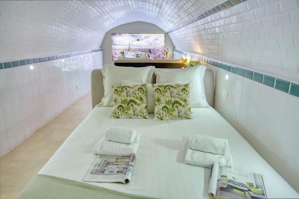 Le Nid Parisien Triplex Cosy Et Chaleureuxアパートメント エクステリア 写真