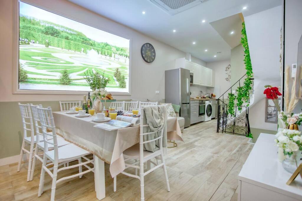 Le Nid Parisien Triplex Cosy Et Chaleureuxアパートメント エクステリア 写真